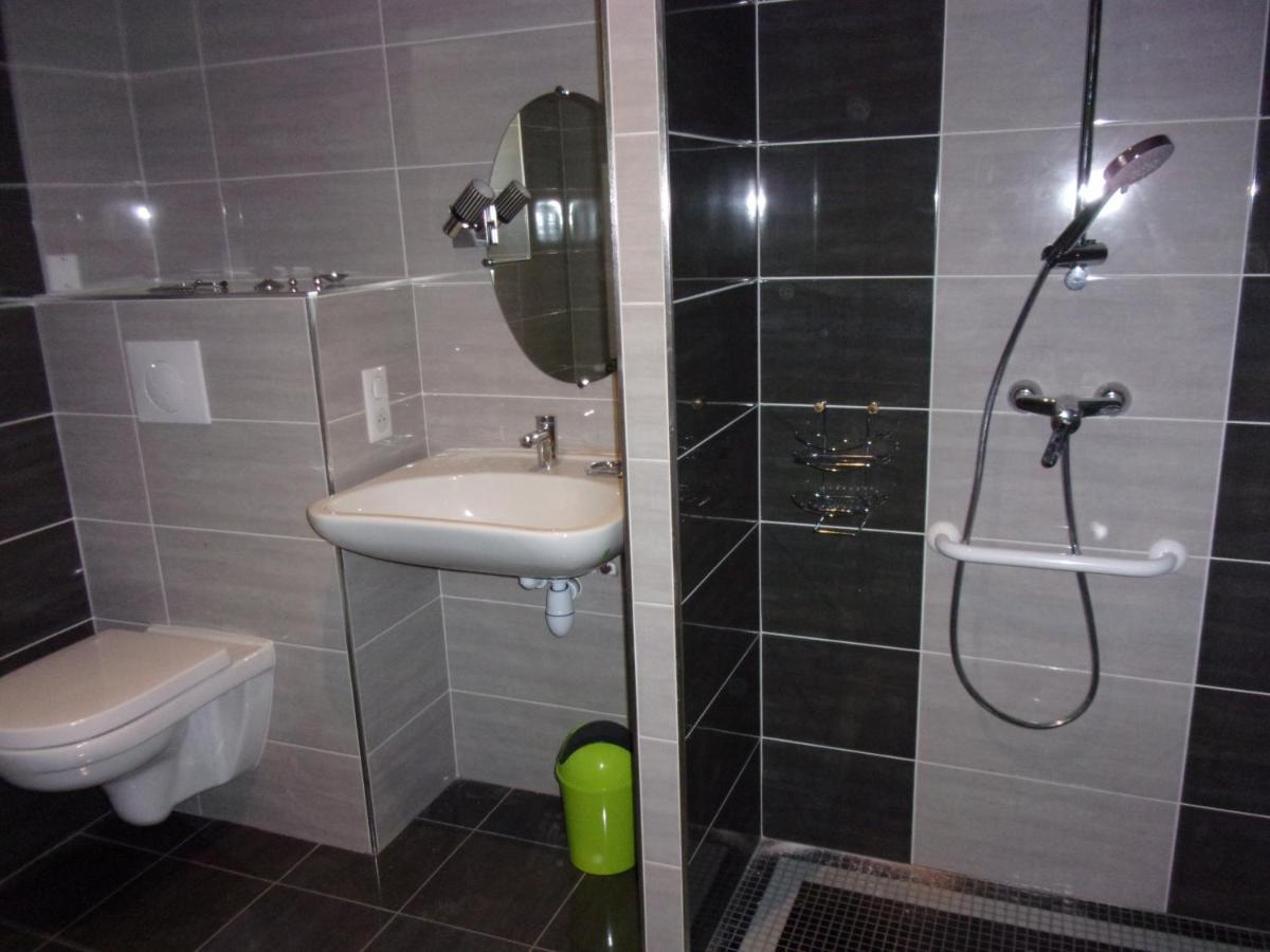 Chambre D'Hotes Le Cascadou Banassac Bagian luar foto